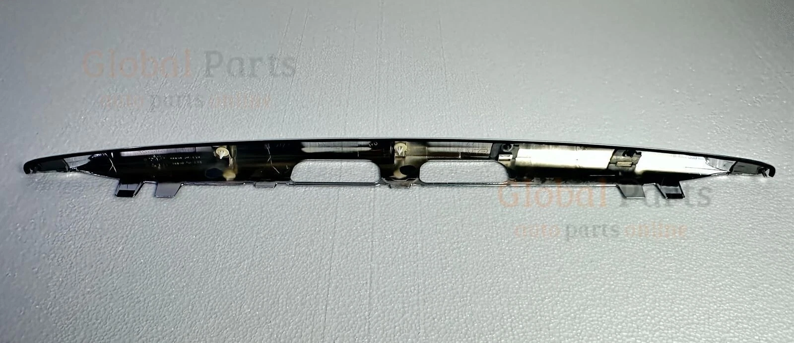 Genuine Toyota OEM Rear License Plate Lamp Cover - 75132-60070