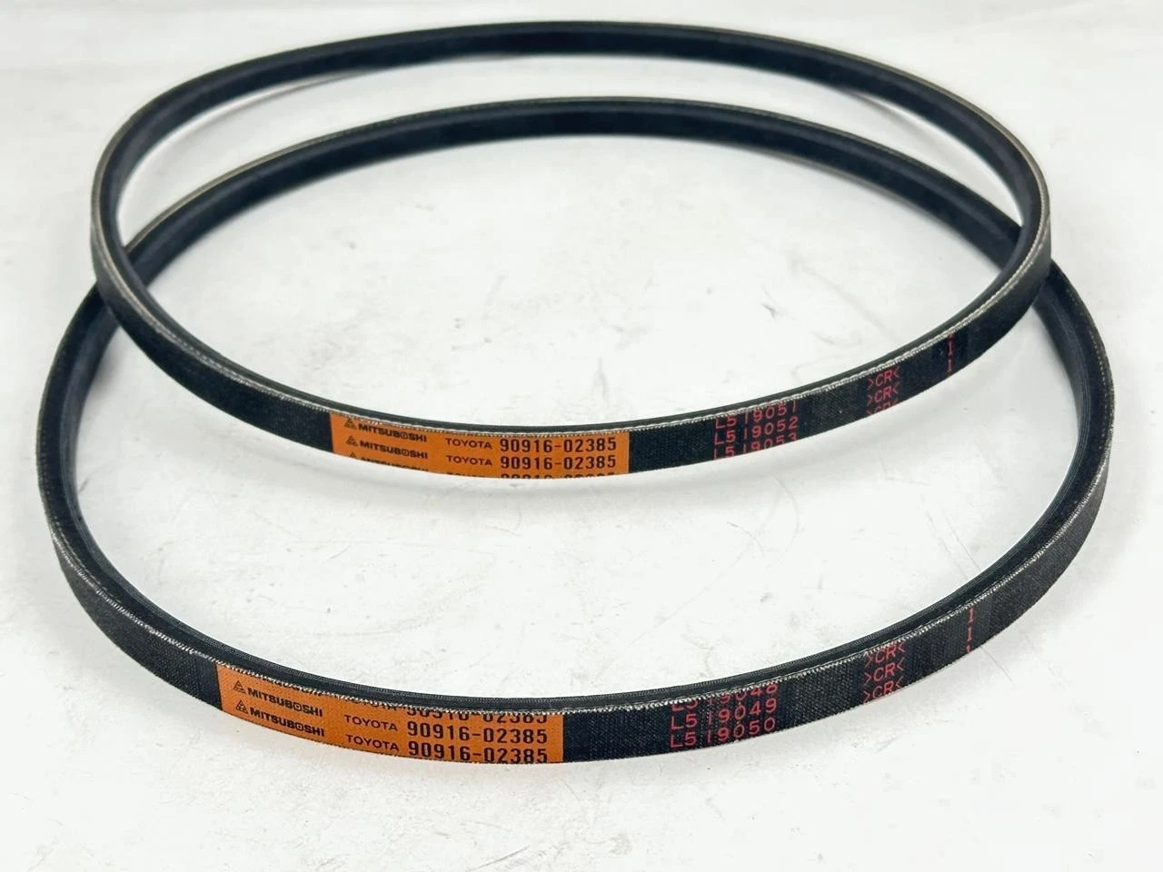 Genuine Toyota OEM Fan and Alternator V-Belt - 90916-02385