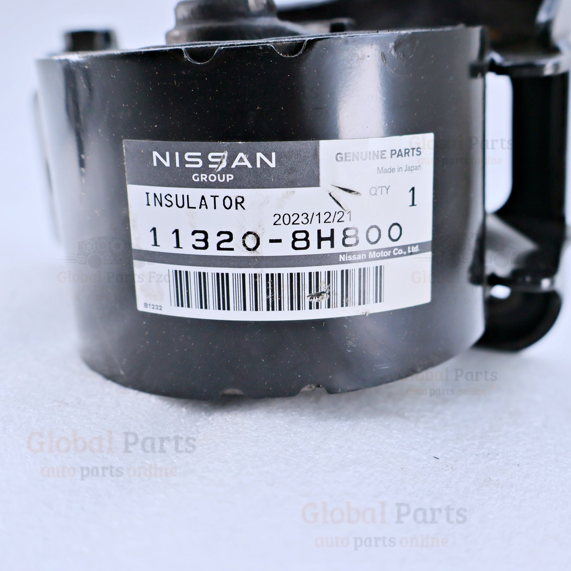 Genuine Nissan OEM Rear Engine Mounting - 11320-8H800