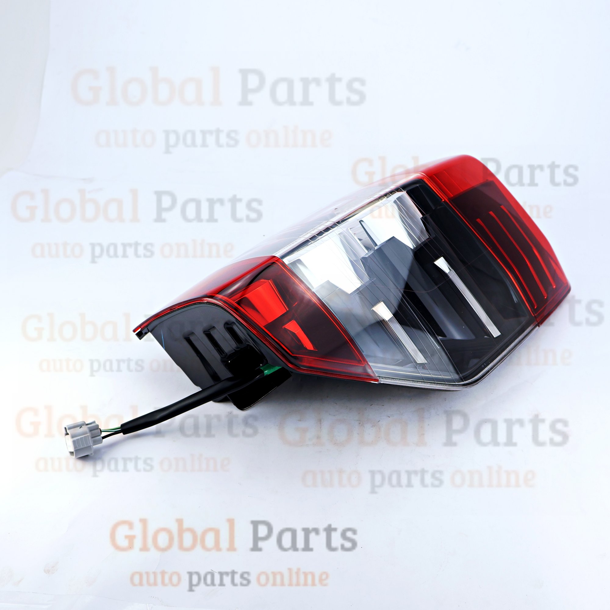 Genuine Mitsubishi OEM Lamp comb rear Right - 8330B210