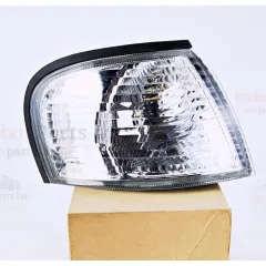 Genuine Nissan OEM Lamp Body Assembly Right - 26124-4M400